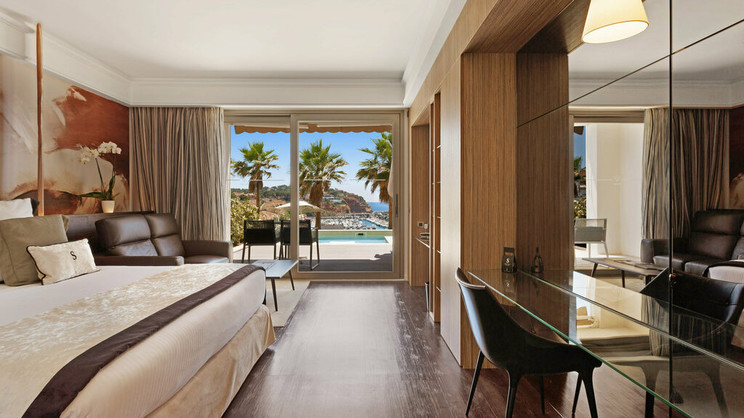 Pure Salt Port Adriano